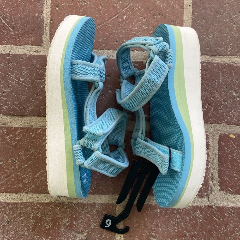 Time And True NWT Platform Nature Sandal